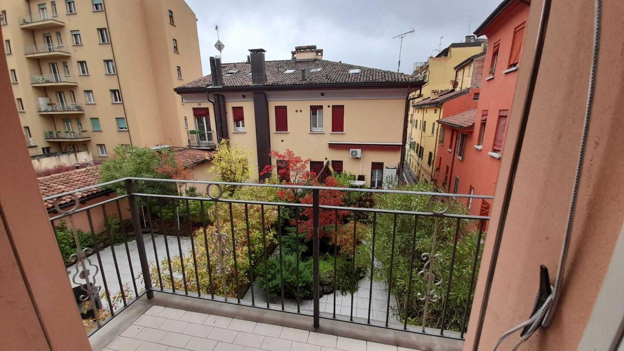Happy Apartment - Twa Болонья Экстерьер фото